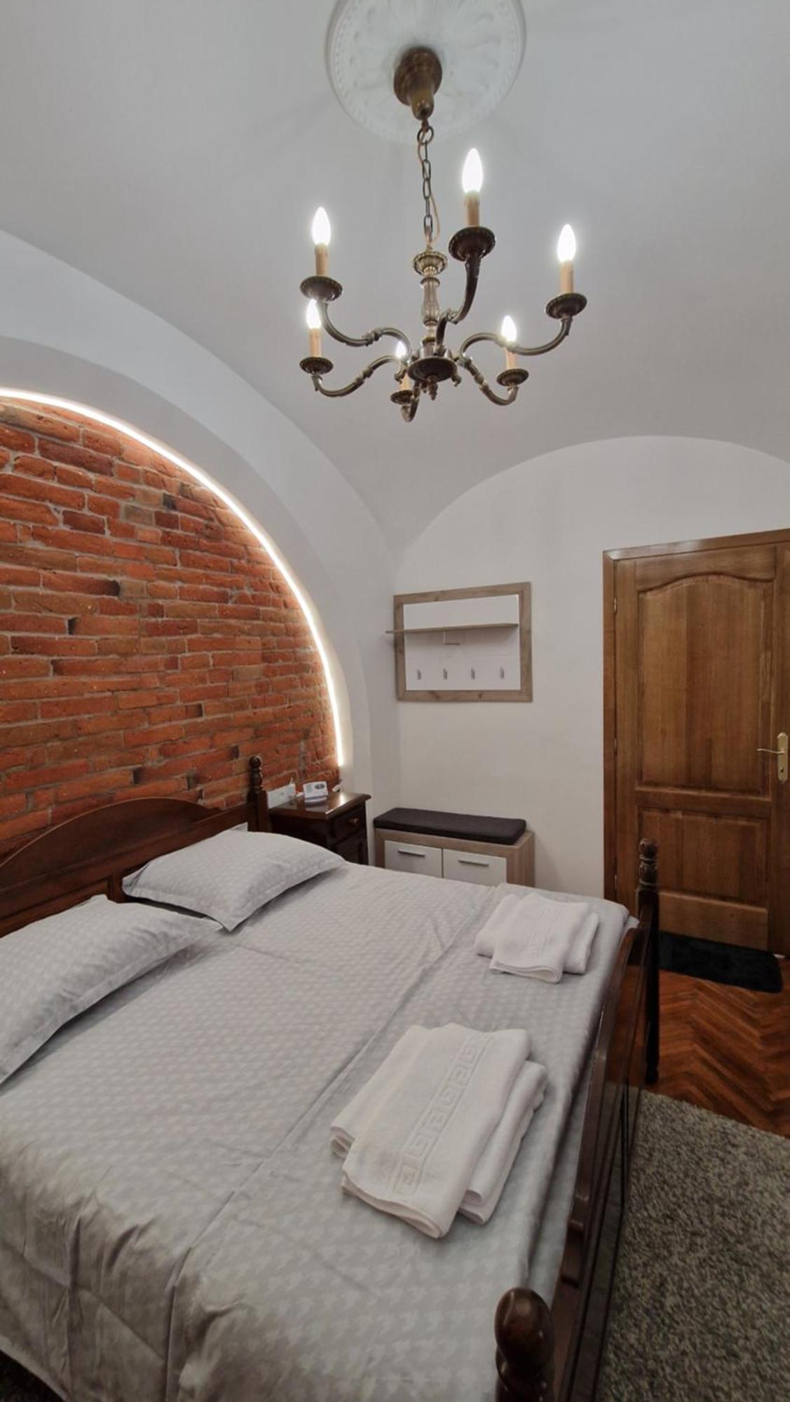 Balcescu Central Residence Sibiu Esterno foto